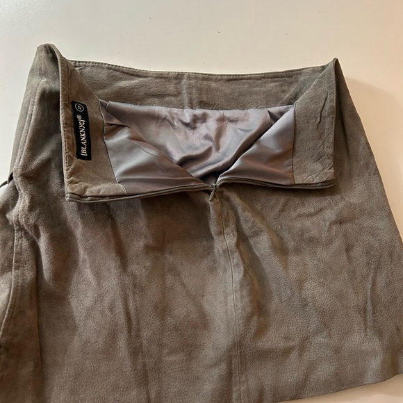 BLANKNYC 100% Leather Real Suede Front Faux Wrap Lace Side Detail Mini Skirt 27 - Picture 8 of 15